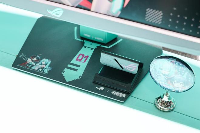 RO姬x初音未来版电竞显示器双模新品闪耀登场不朽情缘mg网址BW2025 ROG绝神(图3)