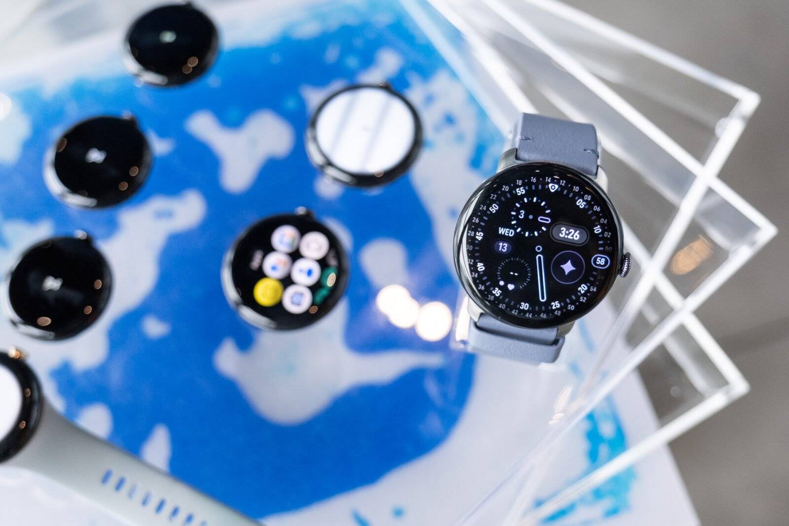 4 现场体验：苹果手表终于迎来真正对手不朽情缘首页Pixel Watch(图3)