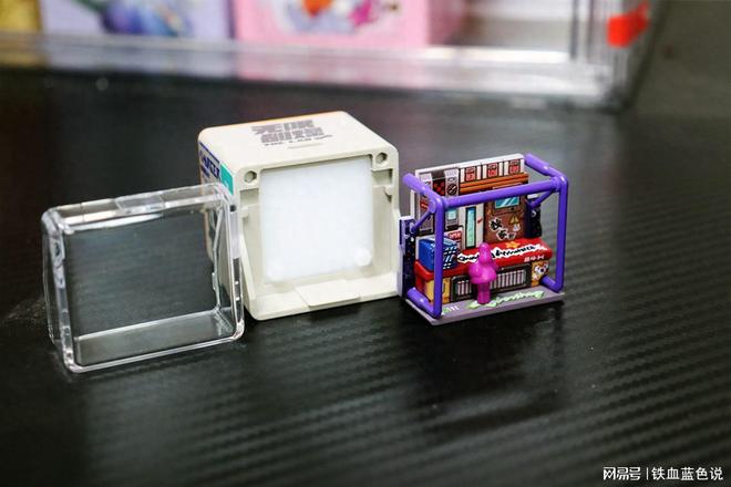 可拼装的赛博充电器让充电变成一件很酷事不朽情缘电子游戏科技潮玩新物种!这款(图1) 可拼装的赛博充电器让充电变成一件很酷事不朽情缘电子游戏科技潮玩新物种!这款(图1)