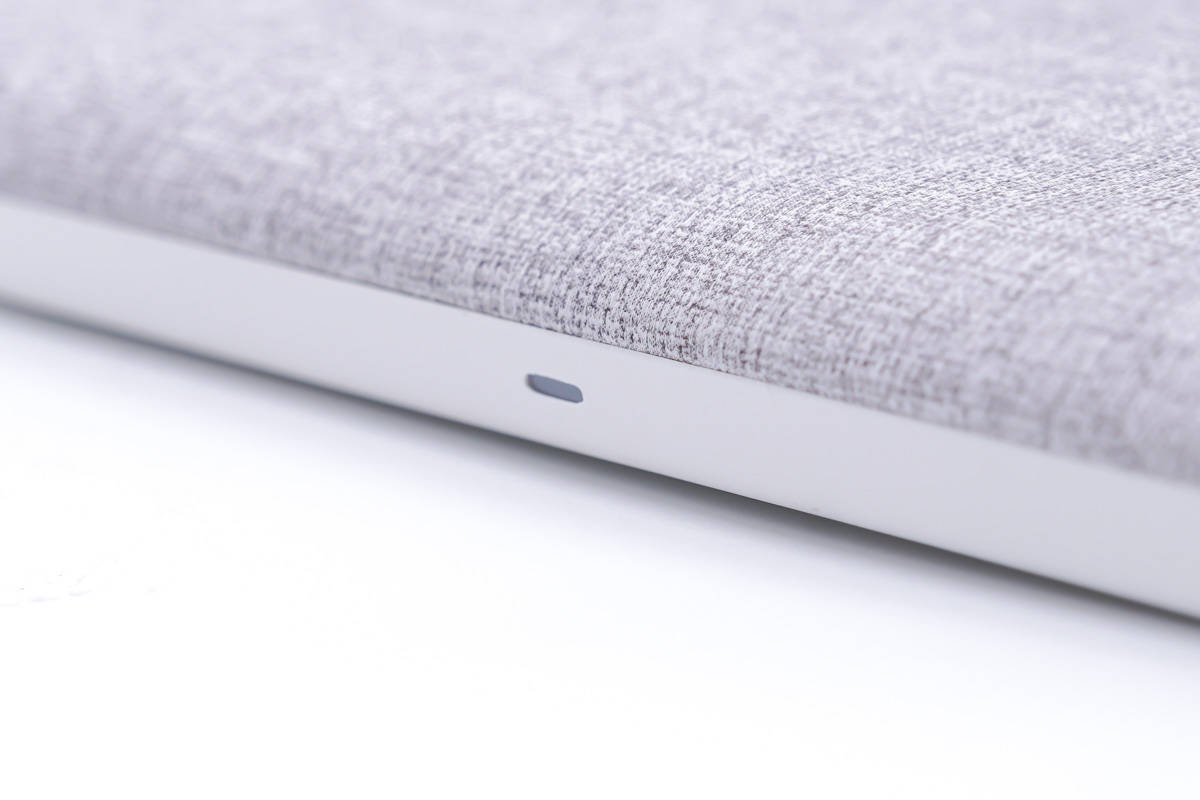 充电新体验MOMAX立式双项磁吸无线充电器测评不朽情缘mg网址iPhone 1312通用无线(图2)