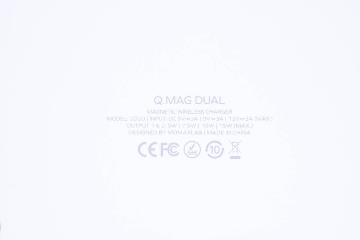 充电新体验MOMAX立式双项磁吸无线充电器测评不朽情缘mg网址iPhone 1312通用无线(图6)