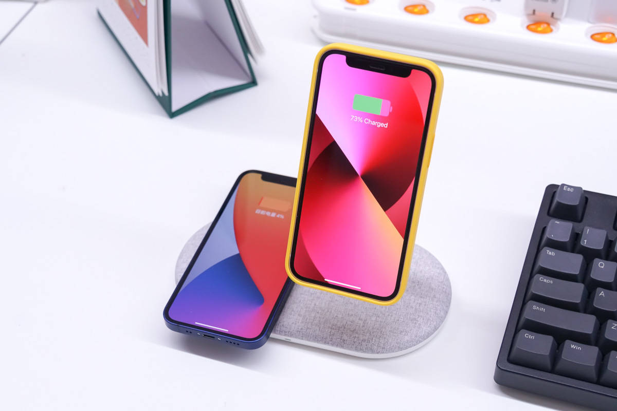 充电新体验MOMAX立式双项磁吸无线充电器测评不朽情缘mg网址iPhone 1312通用无线(图9)